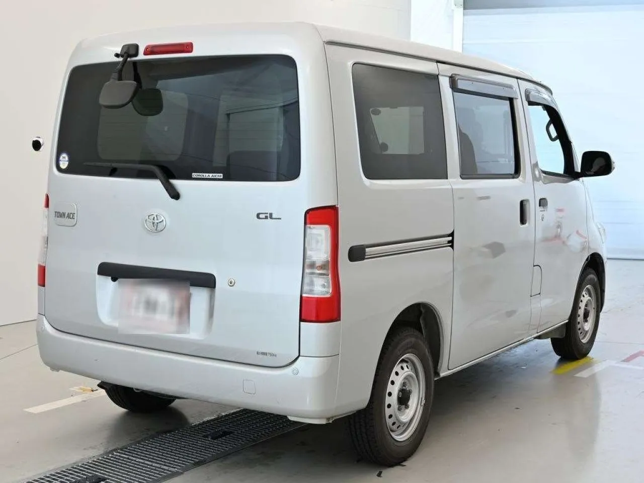 2022 Model Otomatik Toyota Town Ace