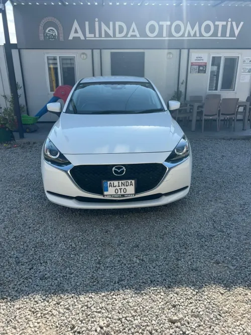 2022 Model Otomatik Mazda 2