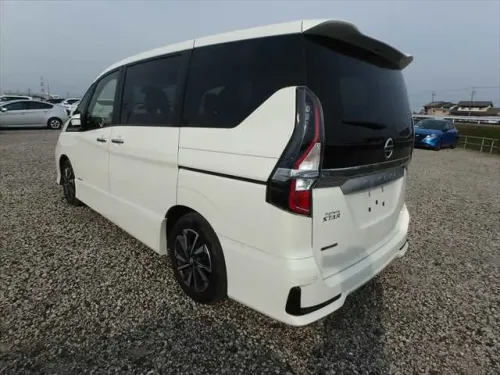 2022 Model Otomatik Nissan Serena
