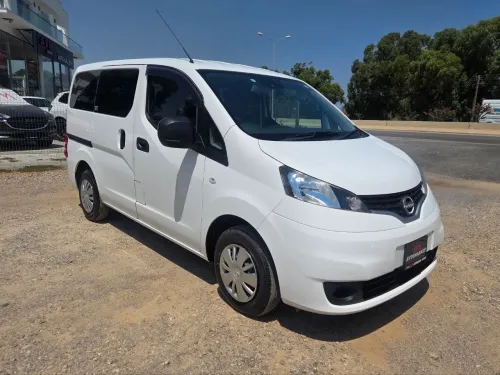 2022 Model Otomatik Nissan NV200
