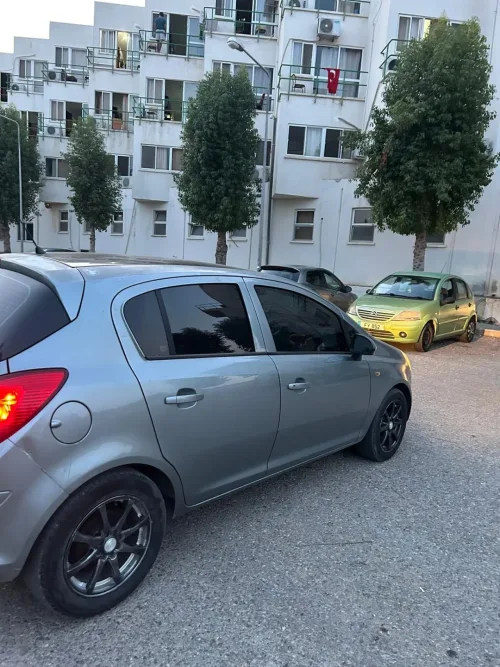 2011 Model Yarı Otomatik Opel Corsa
