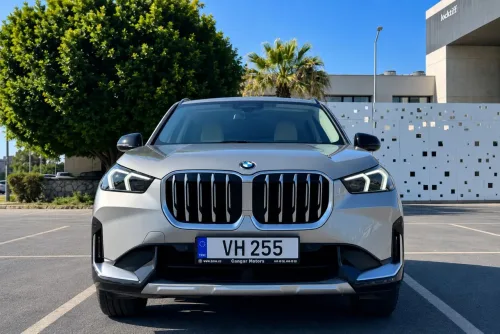 2023 Model Otomatik BMW X1