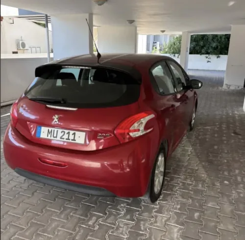 2014 Model Otomatik Peugeot 208