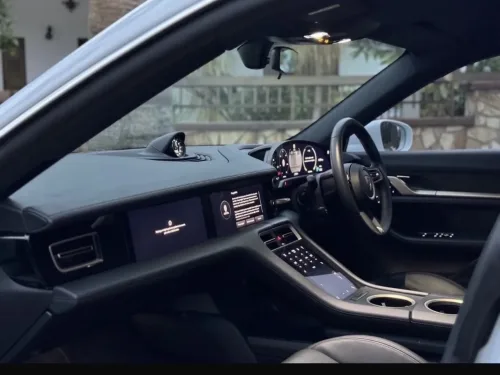 2020 Model Otomatik Porsche Taycan