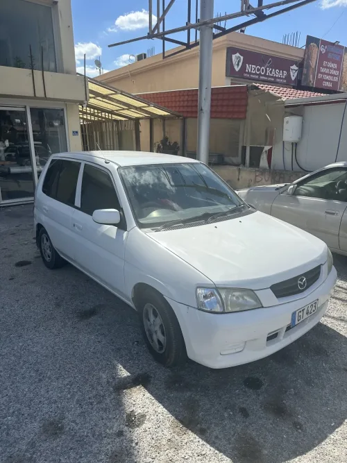 2001 Model Otomatik Mazda Demio