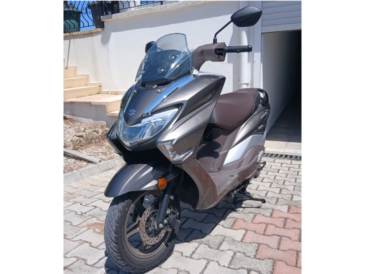 2024 Model Otomatik Suzuki Burgman