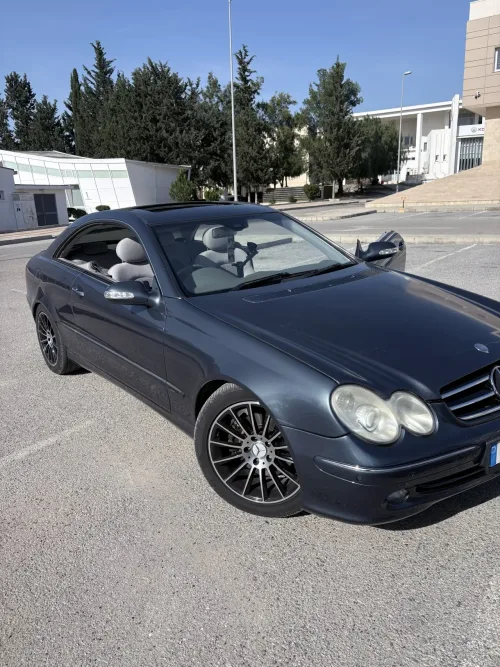 2004 Model Otomatik Mercedes-Benz CLK
