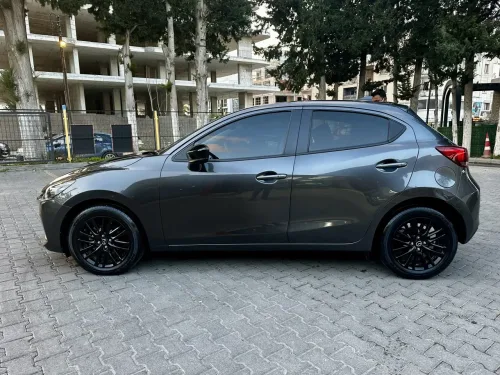 2022 Model Otomatik Mazda 2
