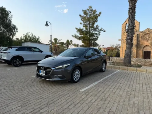 2018 Model Otomatik Mazda Axela