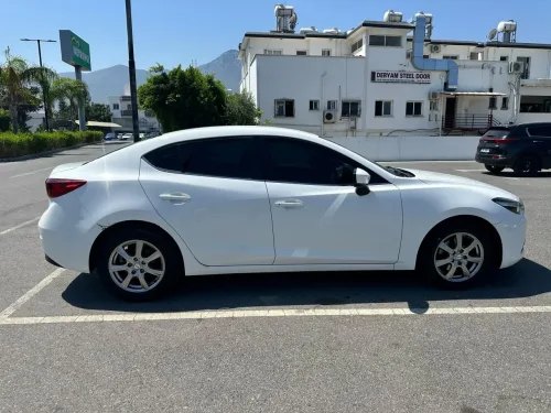 2017 Model Otomatik Mazda Axela