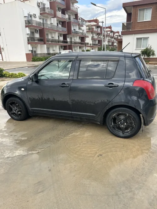 2005 Model Düz Suzuki Swift