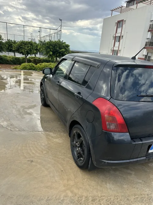 2005 Model Düz Suzuki Swift