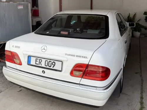 1998 Model Otomatik Mercedes-Benz E Serisi