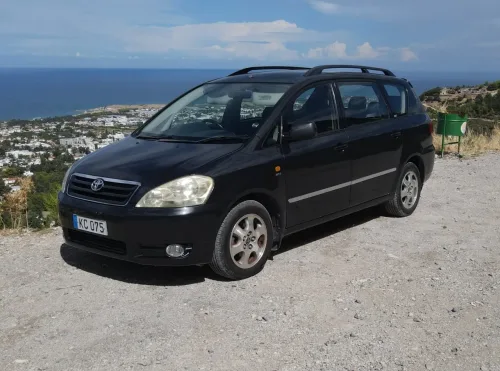 2003 Model Otomatik Toyota Avensis
