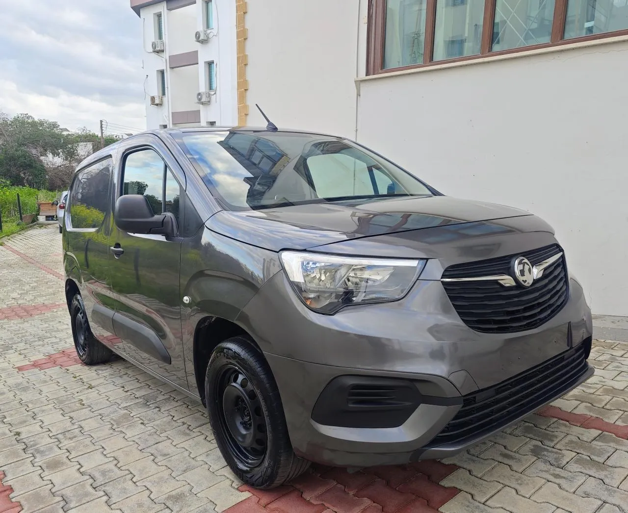 2022 Model Düz Vauxhall Combo