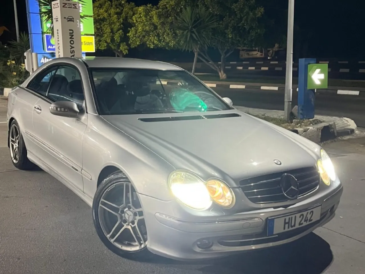 2002 Model Otomatik Mercedes-Benz CLK