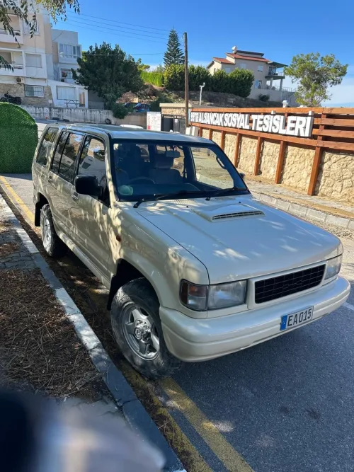 1996 Model Otomatik Isuzu Bighorn