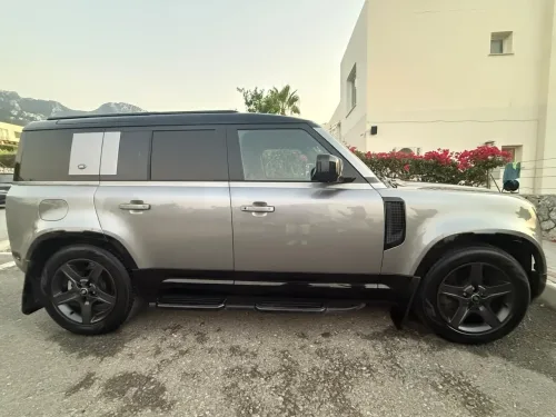 2024 Model Otomatik Land Rover Defender