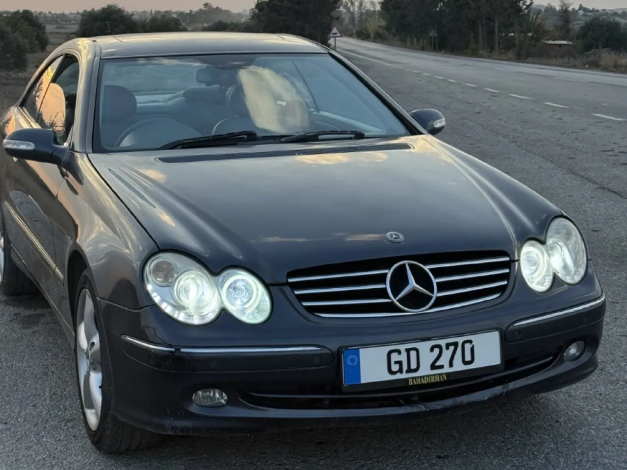 2004 Model Otomatik Mercedes-Benz CLK