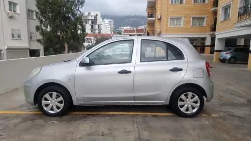 2013 Model Otomatik Nissan March