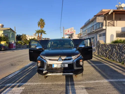 2021 Model Otomatik Mitsubishi L 200