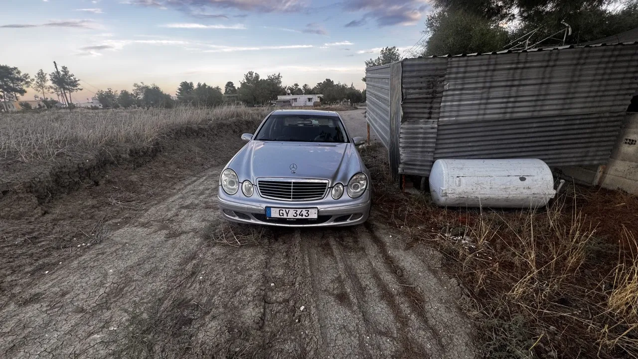 2002 Model Otomatik Mercedes-Benz E Serisi