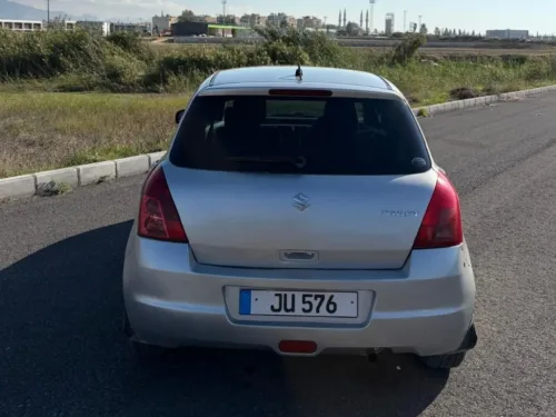 2005 Model Otomatik Suzuki Swift