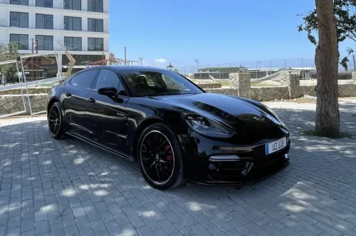 2020 Model Yarı Otomatik Porsche Panamera