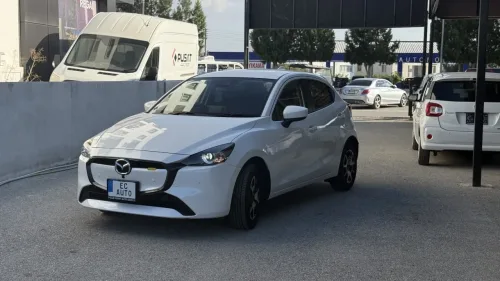 2025 Model Otomatik Mazda 2