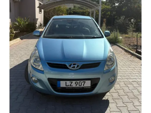 2012 Model Otomatik Hyundai i20
