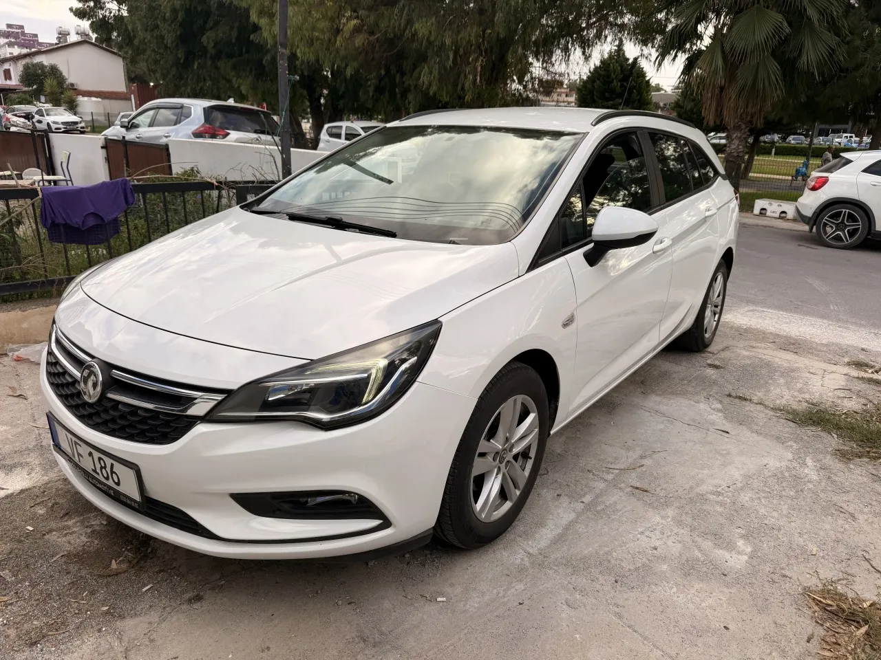 2020 Model Düz Vauxhall Insignia