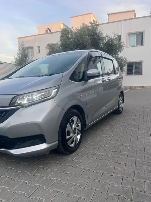 2021 Honda Freed Hybrid - Önizleme 4
