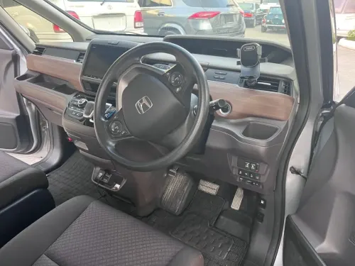 2021 Honda Freed Hybrid - Önizleme 7