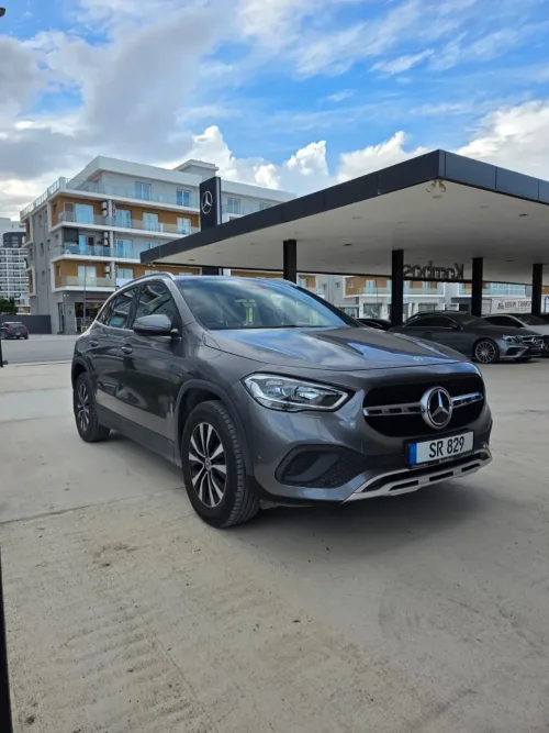 2021 Mercedes - Benz GLA - Önizleme 1