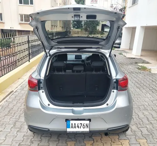 2021 Mazda 2 - Önizleme 7