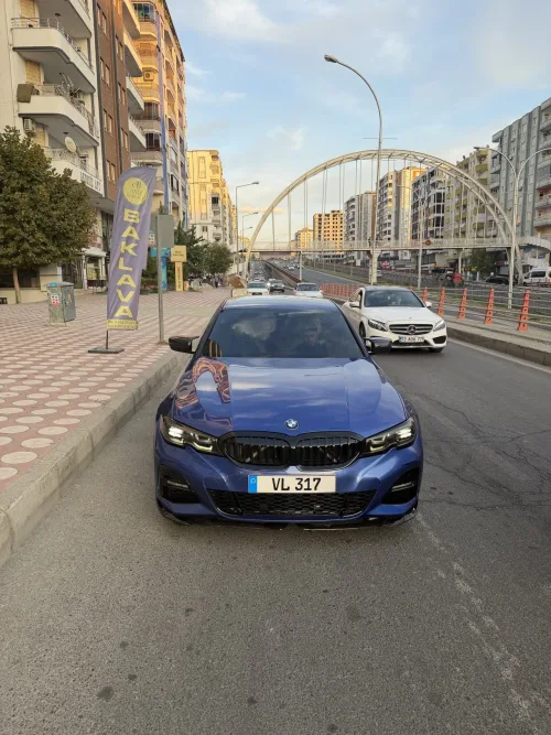 2020 BMW 3 Serisi - Önizleme 1