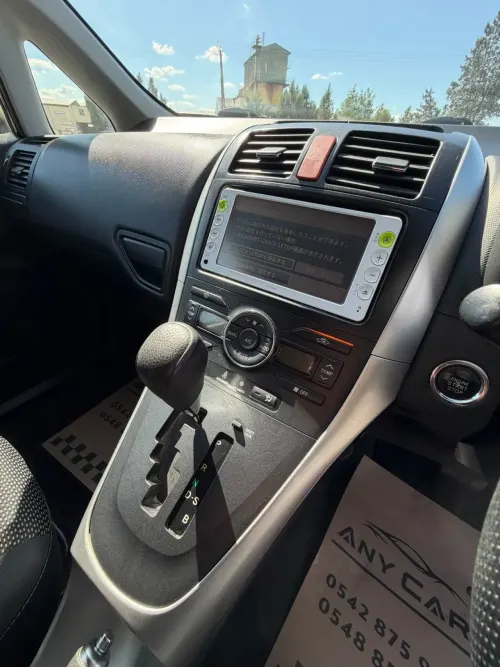 2011 Toyota Auris - Önizleme 5