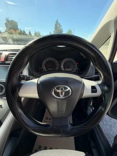 2011 Toyota Auris - Önizleme 7