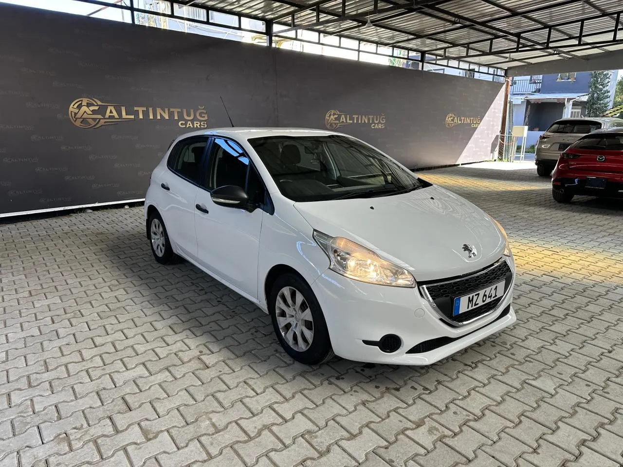 2014 Model Otomatik Peugeot 208