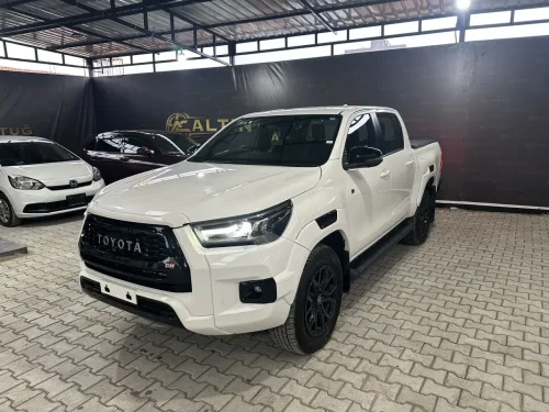 2023 Model Otomatik Toyota Hilux