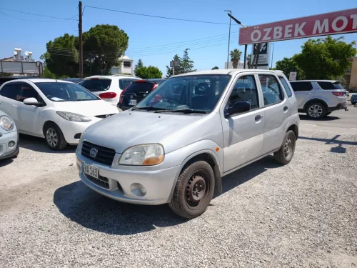 2002 Model Otomatik Suzuki Swift